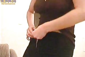 Redhead skank disrobes and gives a oral-job to a perverted guy