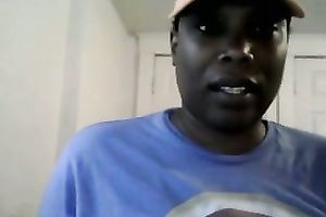 Fat swarthy floozy is fucking her juicy muff with her sextoy