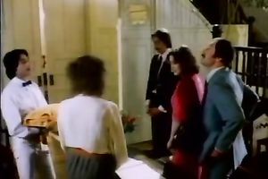 Dark-haired skank allows males to finger her wet crack outdoors