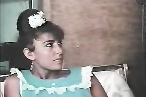 Hungry dark brown milf with hairy poontang rides a dick