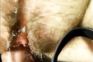 My girlfriend acquires indeed lewd when I cum on her cum-hole