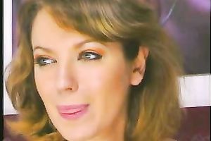 Hot small blond cam model with tiny billibongs masturbating