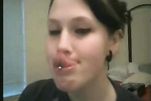 Webcam solo with my ex GF demonstrating her lengthy pierced tongue