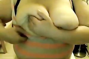 This obese charmer enjoys showing off her giant saggy titties