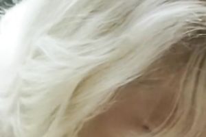 Blonde women blow and receive their twats drilled remarcably well