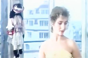 Luscious brunette hair Married slut gets screwed unfathomable in her booty in hardcore anal fuck video
