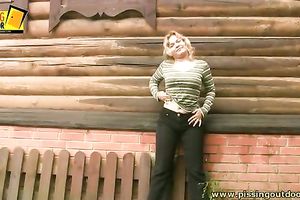 Wanton blond wife piddles outdoors and exposes her wazoo