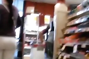 Amateur sweetheart with excellent a-hole acquires caught on my hidden livecam in a shop