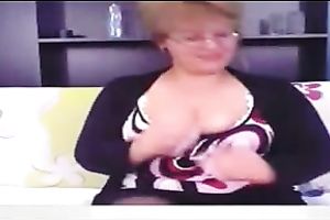 BBW seductress with great curves showed me her large whoppers and a-hole