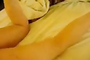 My bulky housewife with saggy scones knows how to give a worthy fellatio