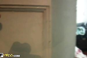 Energetic nympho with a ravishing gazoo can't live without it in each position