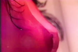 Hot blooded bitchy gal fingers her thirsting kitty in washroom