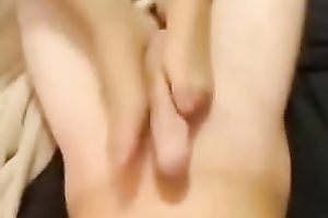 Skinny hawt dark brown girlfriend wants to give me footjob