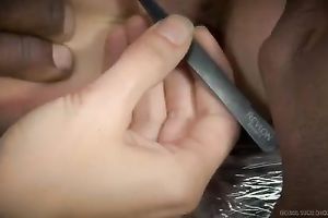 Asstastic blondie with small pointer sisters is wrapped with food film