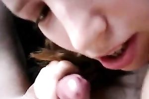 My slutty Russian girlfriend is nice at giving blowjobs