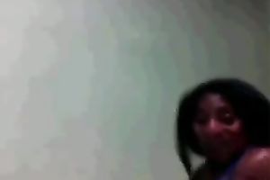 Ugly Indian babe demonstrates her moist wazoo for the web camera