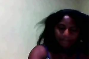 Ugly Indian babe demonstrates her moist wazoo for the web camera