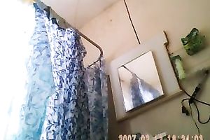 Hidden web camera in the washroom to film the arse of my girlfriend