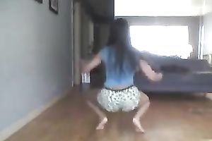 My comely swarthy girlfriend knows how to shaker her large arse