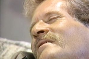 Dark head dumpy honey sucks giant bonker deep mouth