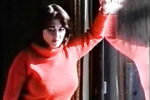 Well-endowed woman acquires drilled in the missionary pose in retro movie