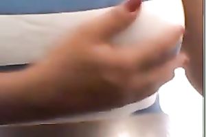 Colombian slut with biggest natural mambos is masturbating for me on cam