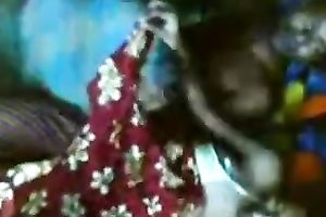 Extremely slutty Indian sweetheart acquires drilled in missionary position