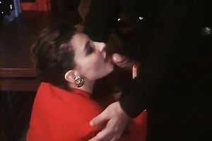 Incredibly hawt brunette whore copulates highly excited dude