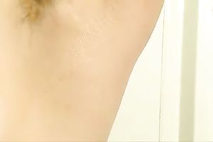 Zesty solo with my GF washing her curly cookie in the bath