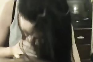 My pretty girlfriend knows how to give a precious handjob