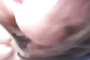 Kinky bimbo is giving me an outstanding oral-job outdoors