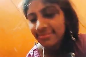 Indian slut lets her paramour fuck her in missionary position