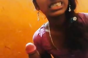 Indian slut lets her paramour fuck her in missionary position