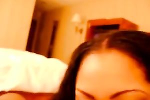 Thick ebon floozy knows how to give an fantastic blowjob