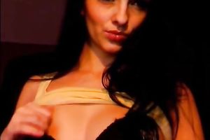 Delicious and petite brunette hair sweetheart on livecam flashed her billibongs