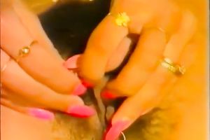 Retro sex episode with wicked lesbian babes toying their snatches