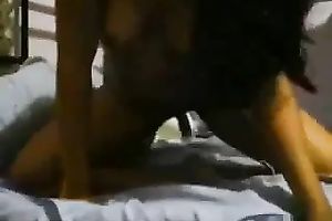 Webcam hussy almost swoons with joy whilst playing with a sex tool