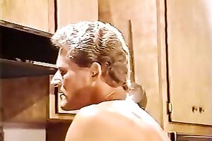 Slutty and dirty wench with fine a-hole jumps on the 10-Pounder