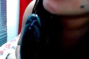 Chubby Colombian nympho is a gazoo bitch and this babe likes obscene talking