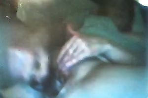 Spoiled camwhoe sticks her dark sex tool into her wet fuckhole