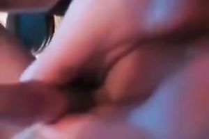 Cum-addicted redhead sucks her lover's shlong like a true floozy