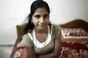 Shameless Indian playgirl takes her raiment off to expose her stripped body