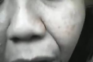 Filipina mama exposes her naked body during a intimate show