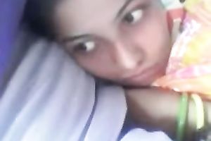 Watch me rubbing my Indian GF's marangos in homemade POV movie scene