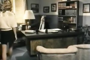 Muscle fellow admires the engulfing talent of unshaved playgirl