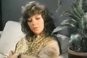 Muscle fellow admires the engulfing talent of unshaved playgirl