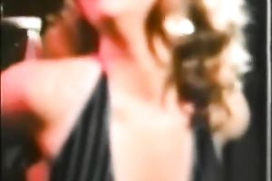 Muscle fellow admires the engulfing talent of unshaved playgirl