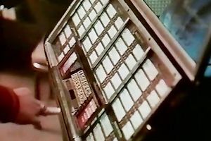 Excited sweetheart loved to take that big and fat 10-Pounder deepthroat