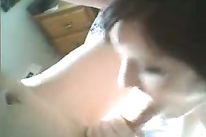 Morning oral-sex POV action with a cute short-haired babe