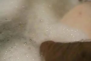 Watch my wicked wife taking a bottle up her thick muff